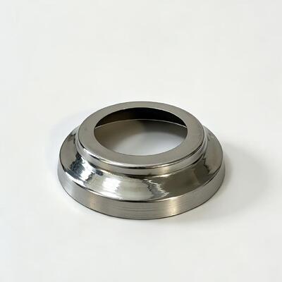 Hochwertige Edelstahl-Handlaufpfosten-Basisabdeckung mit elegantem poliertem Finish und individuellen Größen