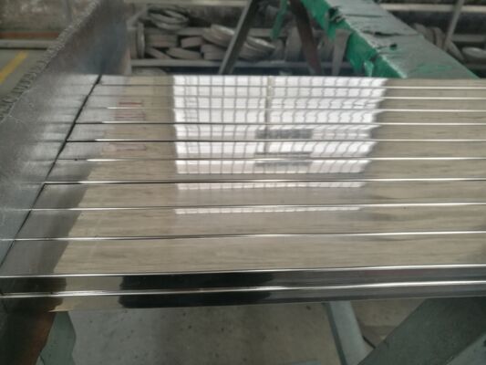 Austenitische Stahllegierung mit hoher Wärmebeständigkeit für 12 mm und 24 mm dickes Glas