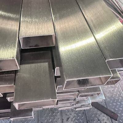 316L Edelstahlrohr Standardlänge 2m 3m 5m 5.85m 6m 12m Nahtlose Rohre für chemische und marine Anwendungen